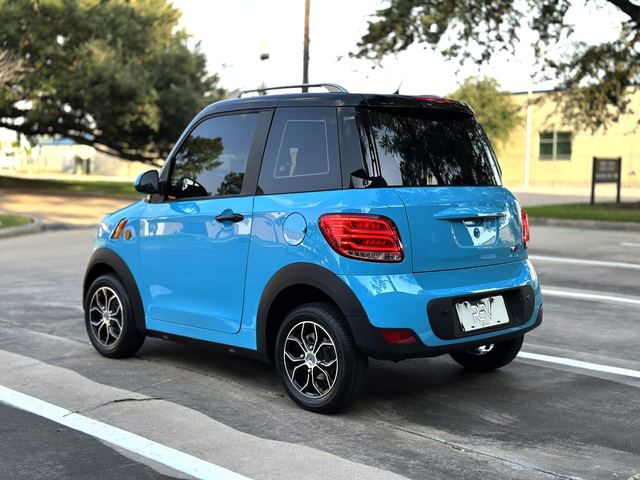 REV M2 rear three-quarter view