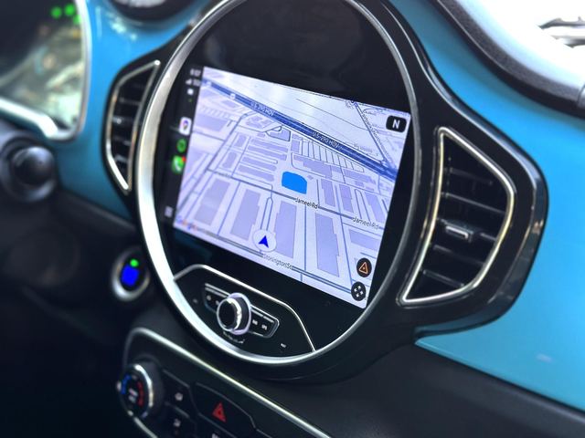 REV M2 touchscreen showing navigation